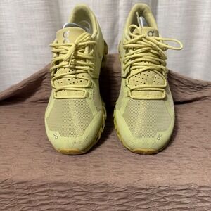 On Running CloudTec‎ Women's US 7 Sneakers Athletic Shoes Yellow Lightweight